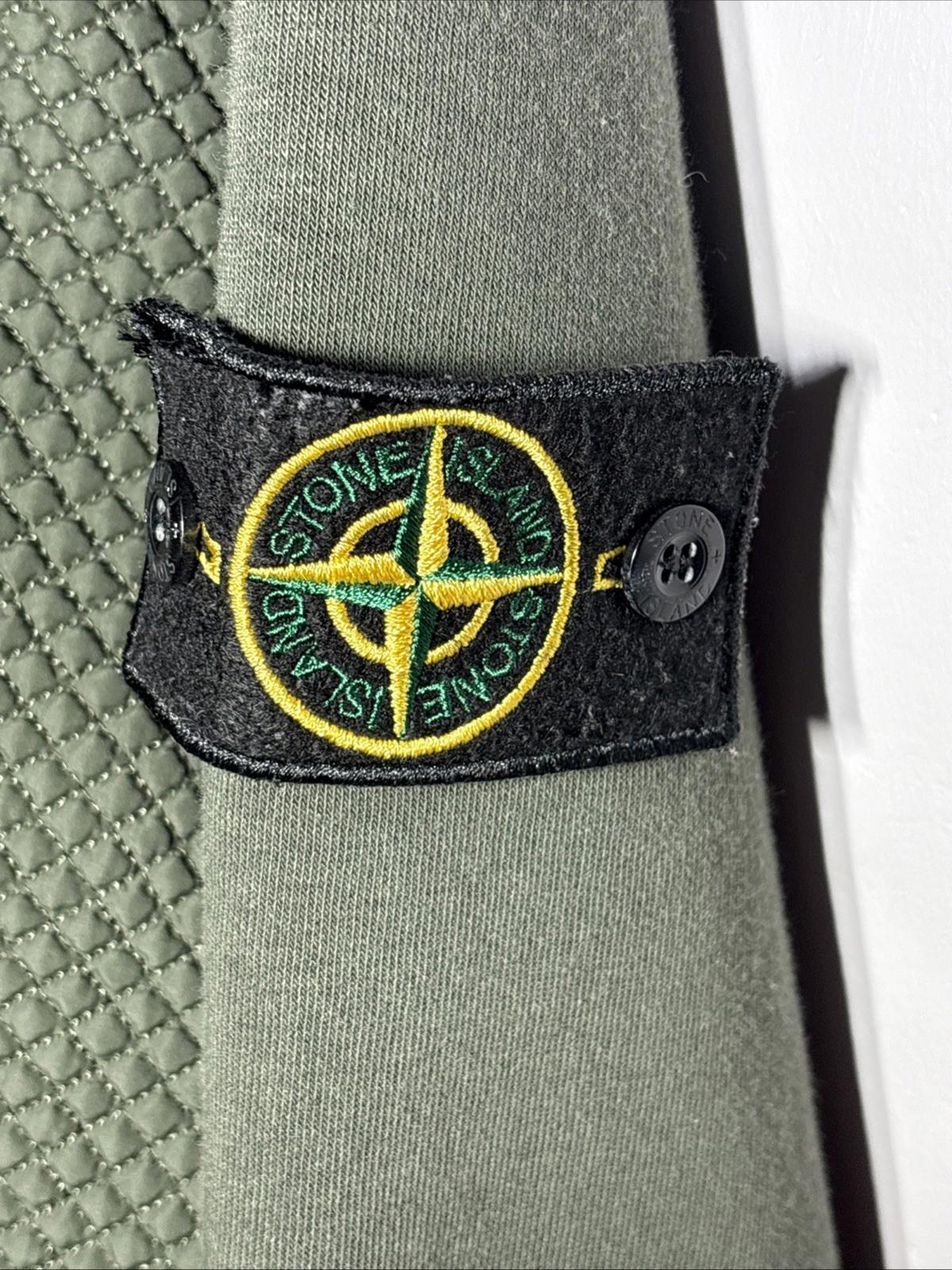 Vintage Stone Island Men’s Green Khaki XXL Full Zip Quilted Fleece Jacket Sweat