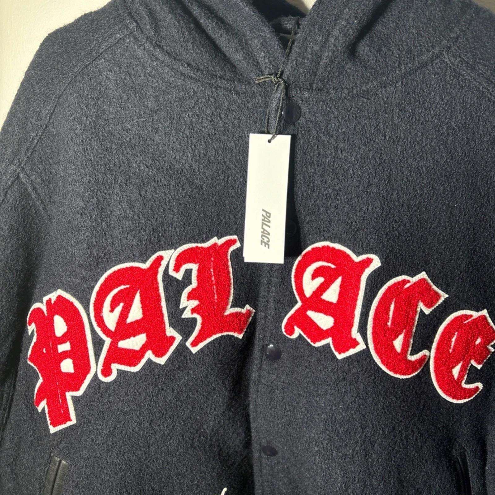 Palace navy FW24 hooded Varsity Jacket Size L 2024 Navy Brand New 100% authentic