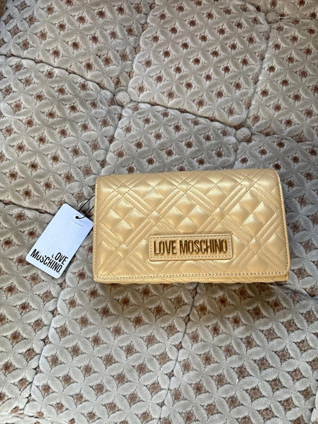 Love moschino super quilted chain shoulder bag brand new