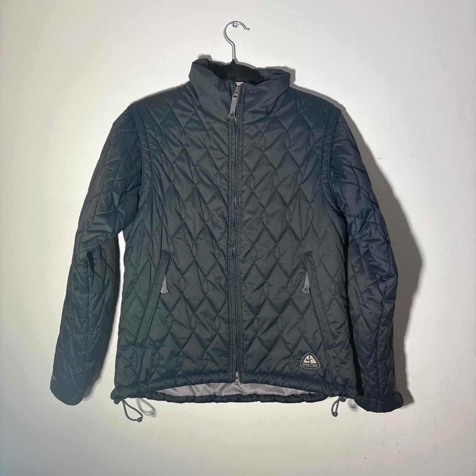 Nike ACG Quilted Puffer Jacket 2 In 1 Gilet Zip-off Sleeves Black Size 10-12 VGC