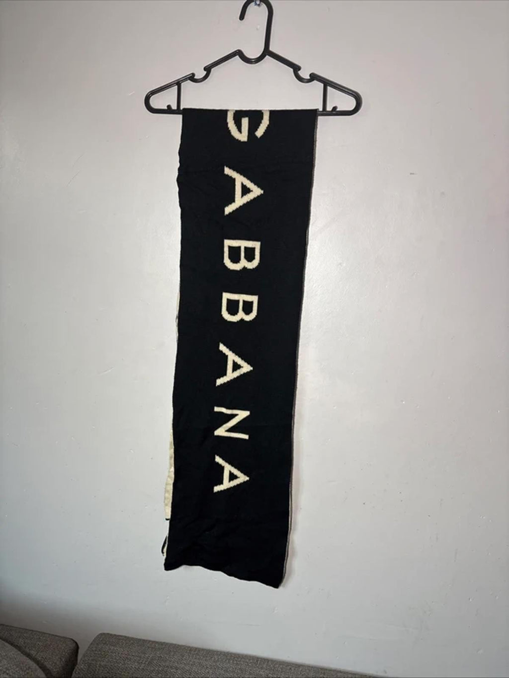 Dolce & Gabbana D&G 100% Lana Wool Scarf Black and Cream Large Logo