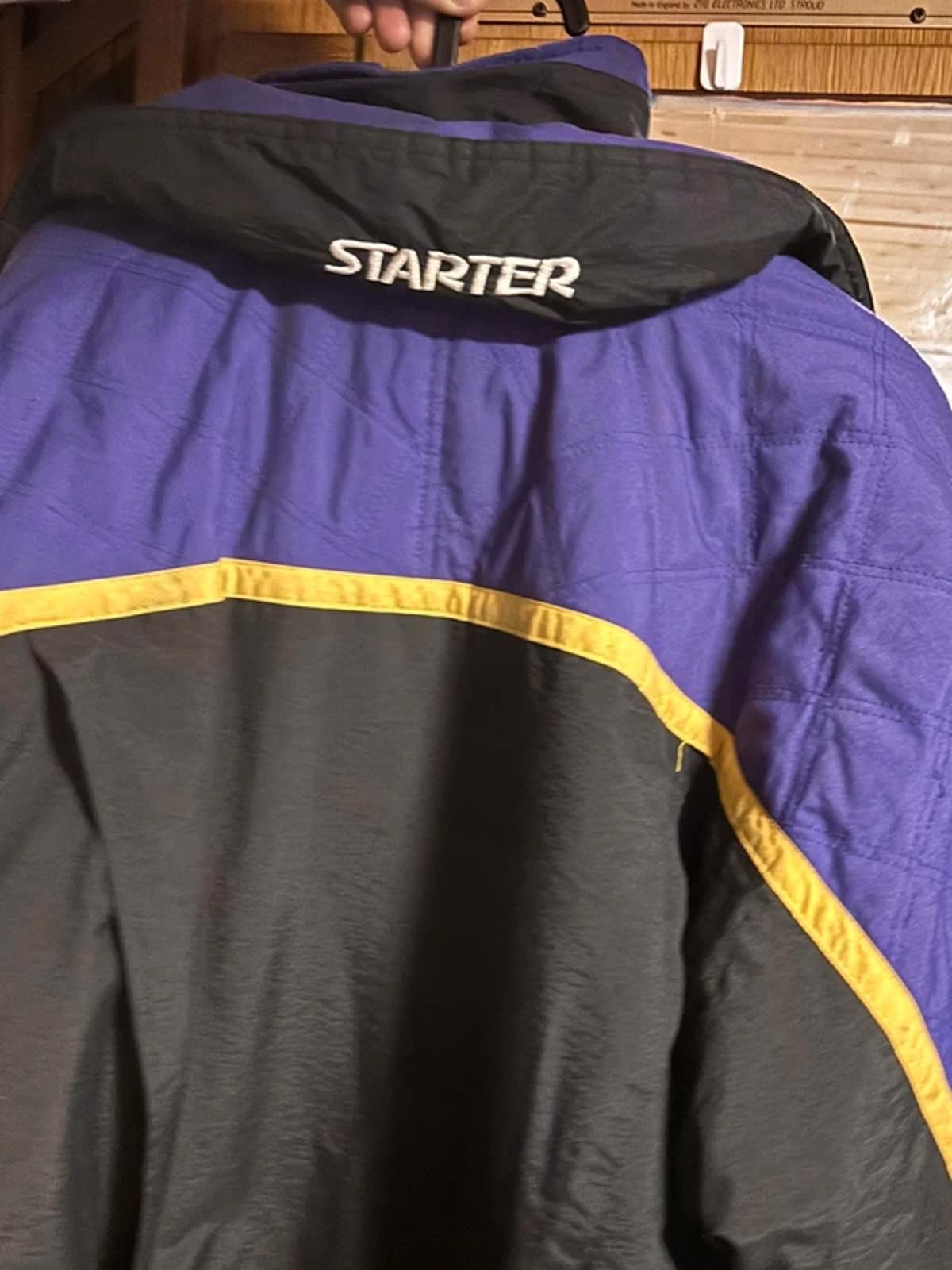 Vintage Starter Los Angeles Lakers Parker Coat