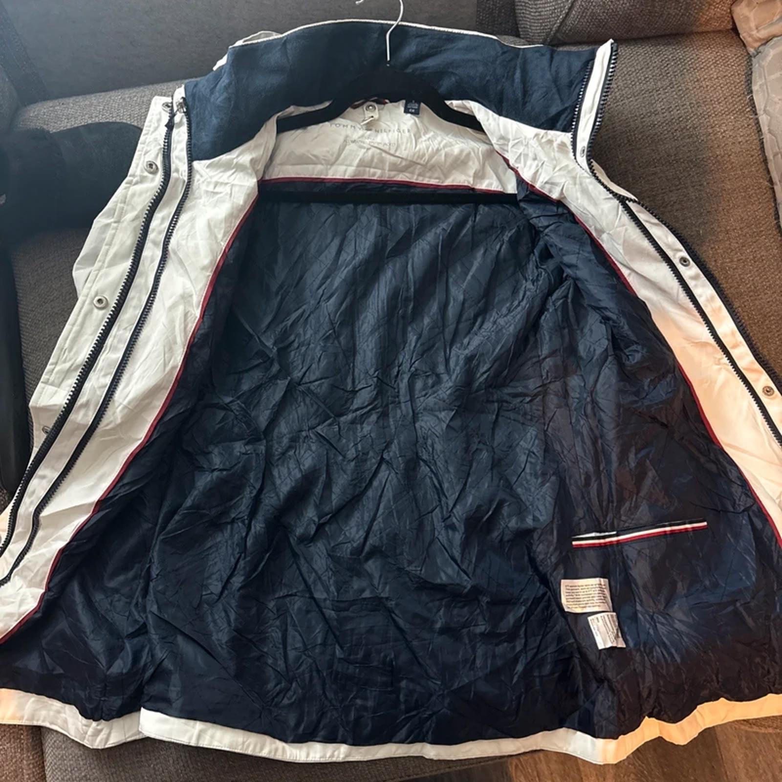 Tommy Hilfiger Women's 3-in-1 All Weather Systems Hood Jacket white size s small