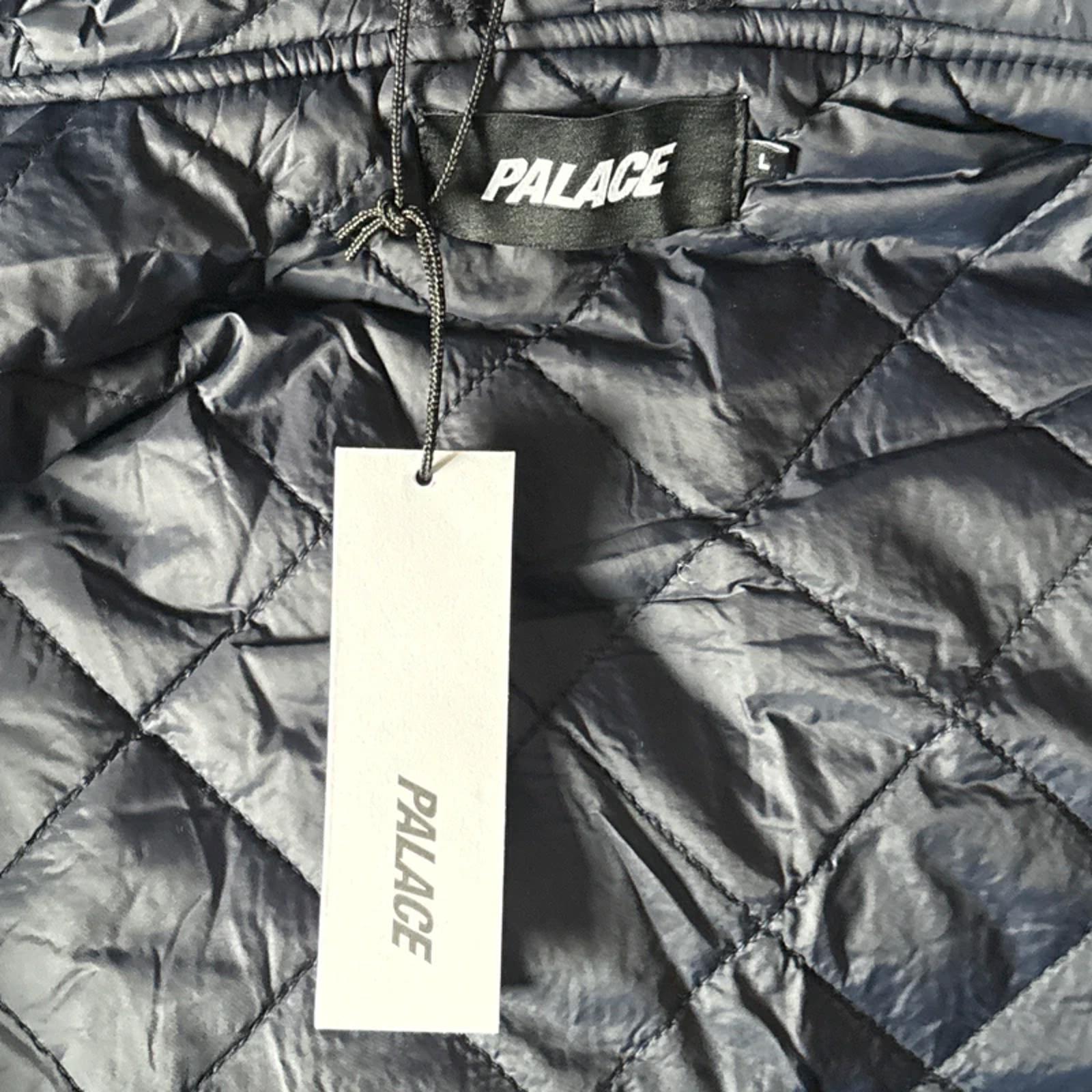 Palace navy FW24 hooded Varsity Jacket Size L 2024 Navy Brand New 100% authentic