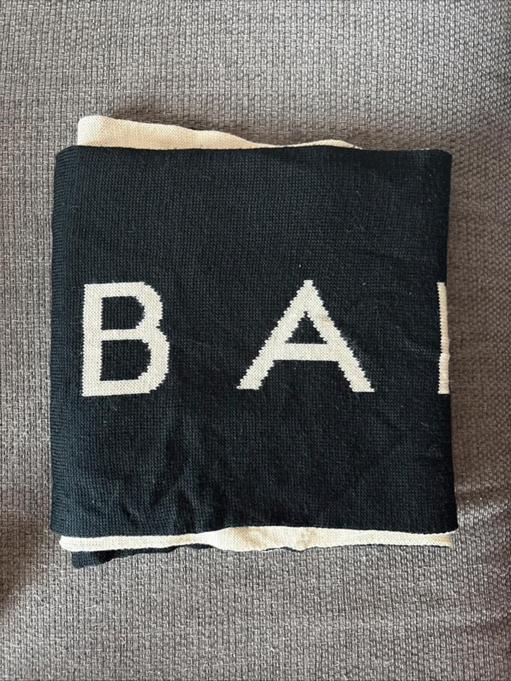 Dolce & Gabbana D&G 100% Lana Wool Scarf Black and Cream Large Logo