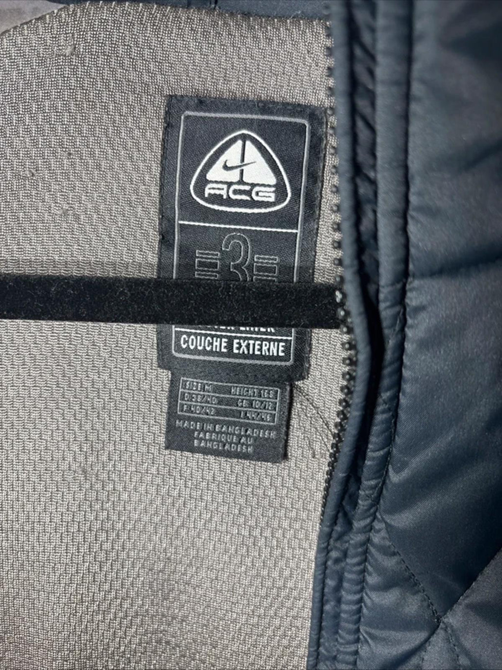Nike ACG Quilted Puffer Jacket 2 In 1 Gilet Zip-off Sleeves Black Size 10-12 VGC