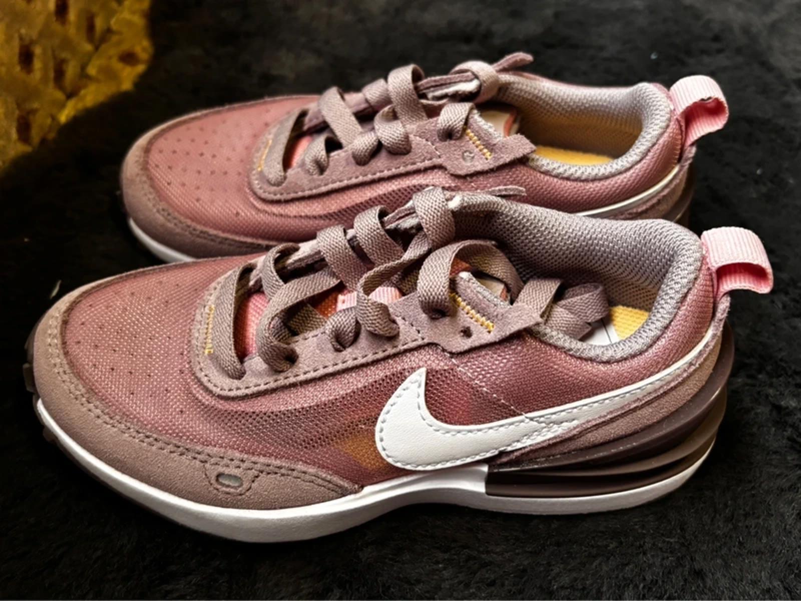 Girls Nike Waffle One Trainers In Pink Glaze - Size UK10